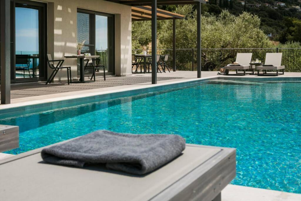 Color Villas-New Villa Green At Trapezaki With Private Pool Mousata Eksteriør bilde
