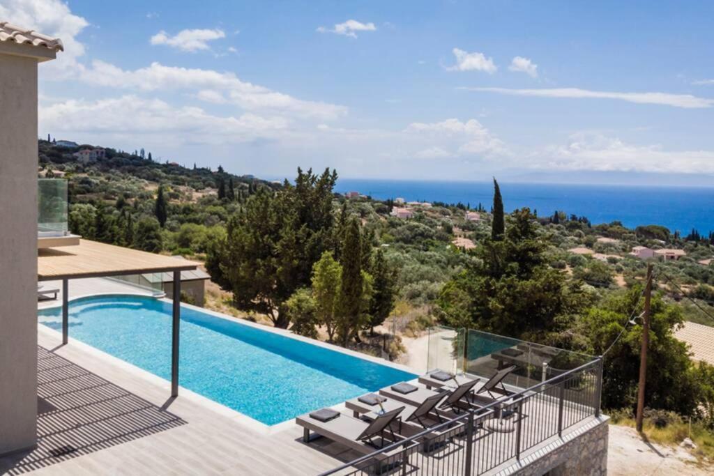 Color Villas-New Villa Green At Trapezaki With Private Pool Mousata Eksteriør bilde